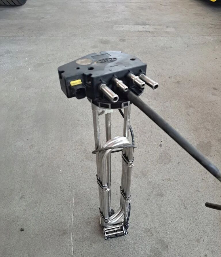 FORD SMOK CZUJNIK ADBLUE AD BLUE FORD F-MAX CARGO GC46 5j241 BA 370200 21W23 - نظام العادم - شاحنة: صور 1 FORD SMOK CZUJNIK ADBLUE AD BLUE FORD F-MAX CARGO GC46 5j241 BA 370200 21W23 - نظام العادم - شاحنة: صور 1