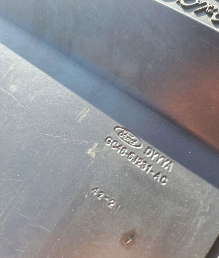 Ford F-MAX CARGO GC46-5J231-AG Ford F-MAX CARGO - خزان AdBlue - شاحنة: صور 3 Ford F-MAX CARGO GC46-5J231-AG Ford F-MAX CARGO - خزان AdBlue - شاحنة: صور 3