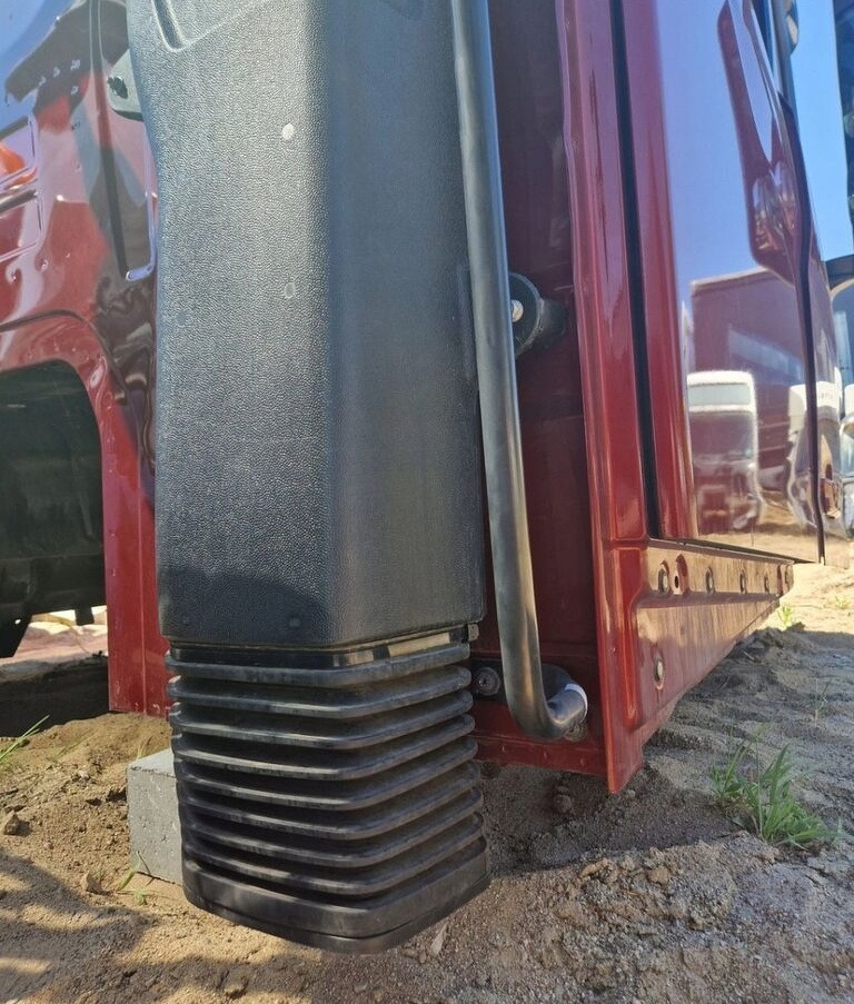 Ford F-MAX CARGO truck - المقصورة مرشح - شاحنة: صور 1 Ford F-MAX CARGO truck - المقصورة مرشح - شاحنة: صور 1