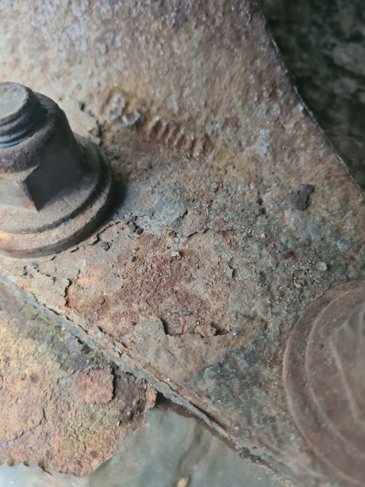 JOST - عجلة الخامسة - شاحنة: صور 4 JOST - عجلة الخامسة - شاحنة: صور 4