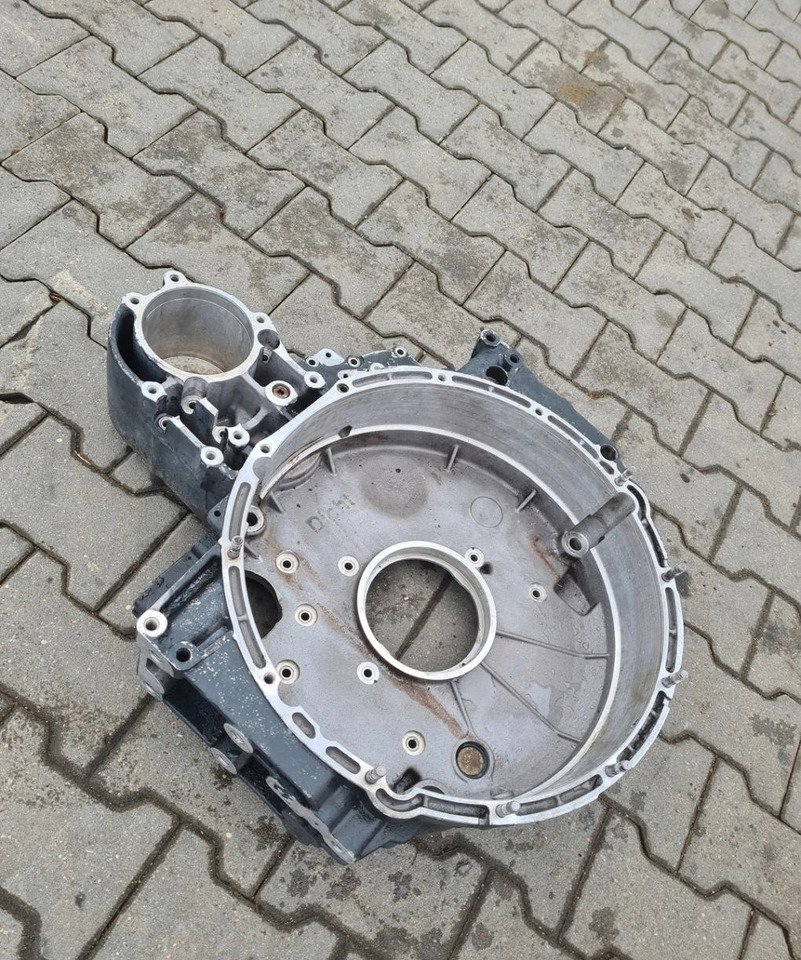 OBUDOWA SPRZĘGŁA KOŁA ZAMACHOWEGO VOLVO FL FE D7 RENAULT PREMIUM MIDLUM DXI 04905439 1445758 - القابض و قطع الغيار: صور 2 OBUDOWA SPRZĘGŁA KOŁA ZAMACHOWEGO VOLVO FL FE D7 RENAULT PREMIUM MIDLUM DXI 04905439 1445758 - القابض و قطع الغيار: صور 2