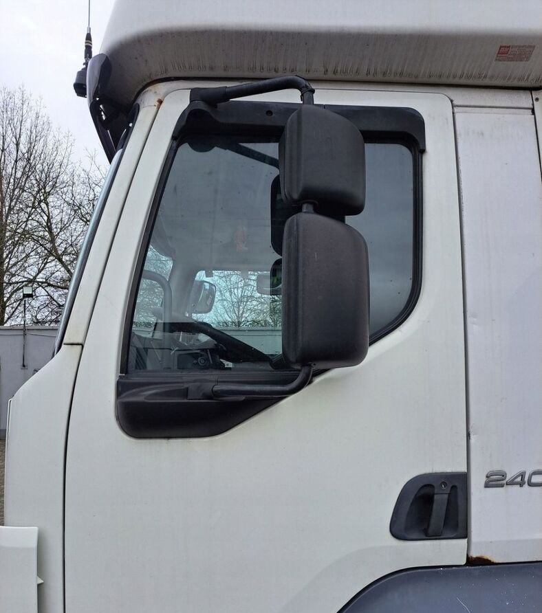 RENAULT PREMIUM MIDLUM VOLVO FE FL - باب و قطع الغيار - شاحنة: صور 3 RENAULT PREMIUM MIDLUM VOLVO FE FL - باب و قطع الغيار - شاحنة: صور 3