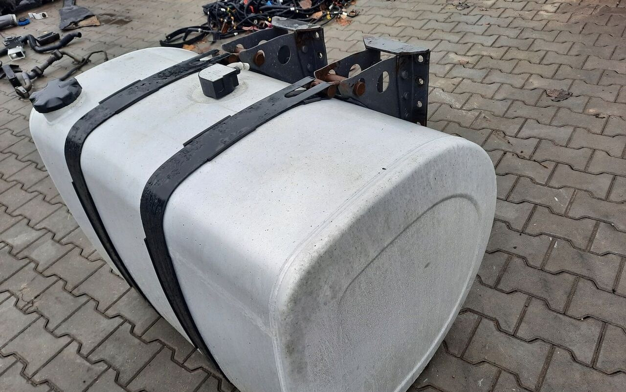 Renault ZBIORNIK PALIWA RENAULT GAMA RANGE T 100/70/70 21516447 - خزان وقود - شاحنة: صور 3 Renault ZBIORNIK PALIWA RENAULT GAMA RANGE T 100/70/70 21516447 - خزان وقود - شاحنة: صور 3