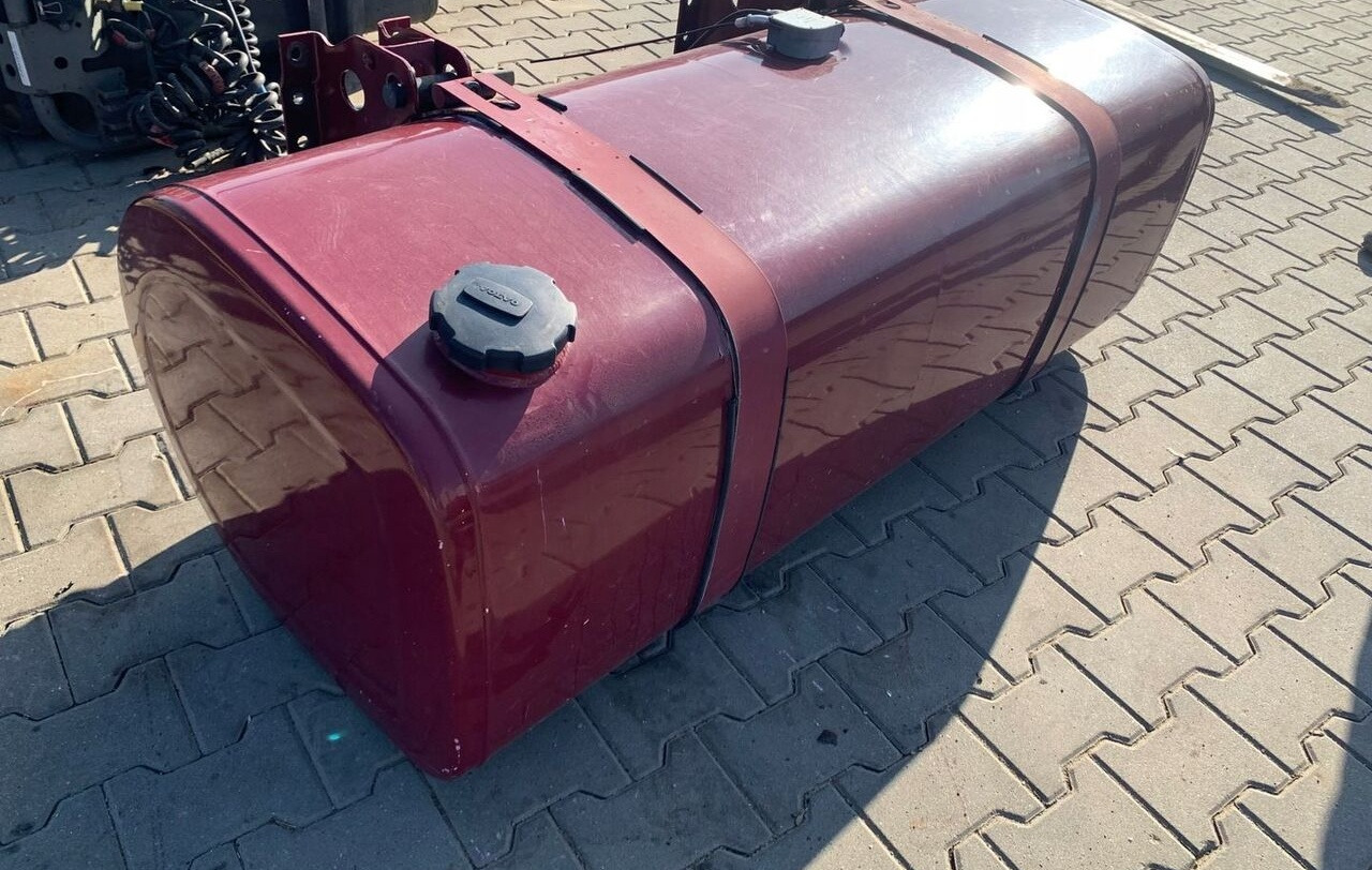 Renault ZBIORNIK PALIWA RENAULT GAMA T LOW DECK 150x69x56 1 - خزان وقود - شاحنة: صور 1 Renault ZBIORNIK PALIWA RENAULT GAMA T LOW DECK 150x69x56 1 - خزان وقود - شاحنة: صور 1