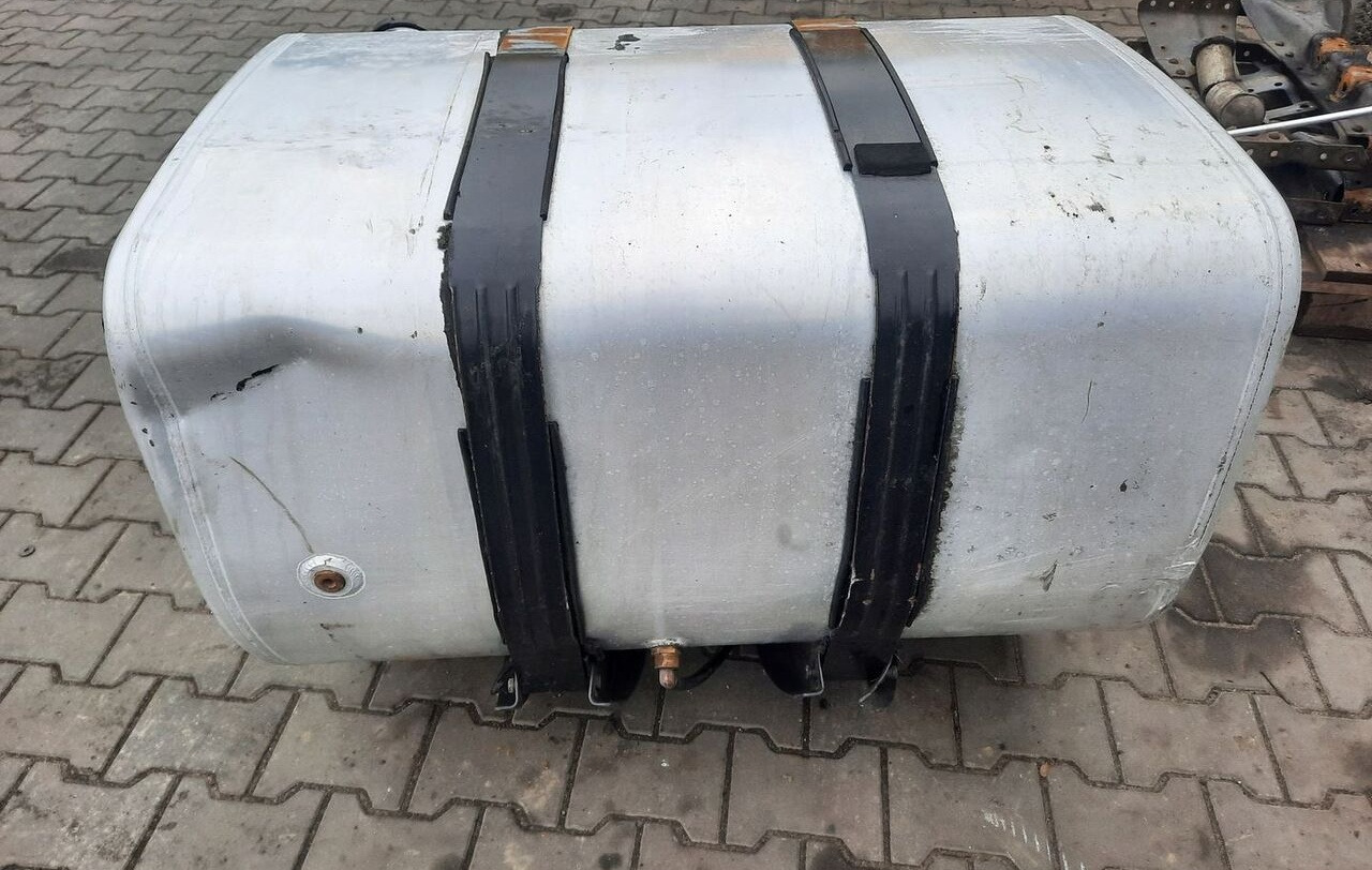 Renault ZBIORNIK PALIWA RENAULT GAMA T RANGE 100/70/70 21655306 - خزان وقود - شاحنة: صور 1 Renault ZBIORNIK PALIWA RENAULT GAMA T RANGE 100/70/70 21655306 - خزان وقود - شاحنة: صور 1