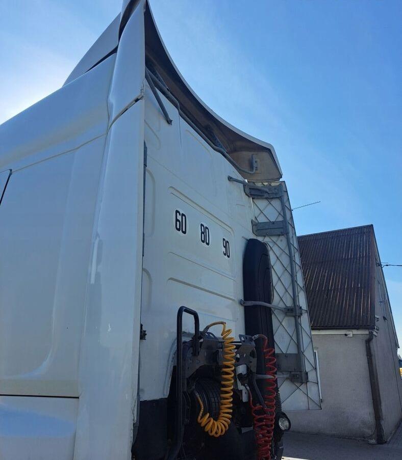 SPOILERY OWIEWKI KOMPLET RENAULT PREMIUM DXI - الديناميكا الهوائية / المفسدين - شاحنة: صور 4 SPOILERY OWIEWKI KOMPLET RENAULT PREMIUM DXI - الديناميكا الهوائية / المفسدين - شاحنة: صور 4