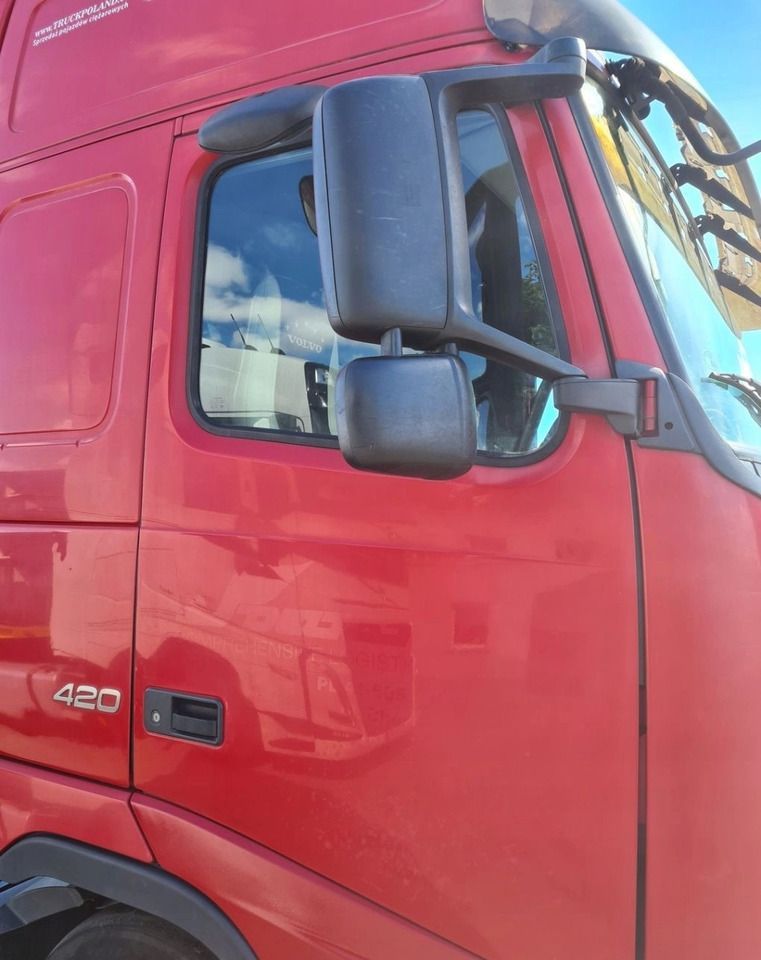 VOLVO DRZWI KOMPLETNE PRAWE VOLVO FH 13 LIFT EURO 5 - باب و قطع الغيار - شاحنة: صور 2 VOLVO DRZWI KOMPLETNE PRAWE VOLVO FH 13 LIFT EURO 5 - باب و قطع الغيار - شاحنة: صور 2