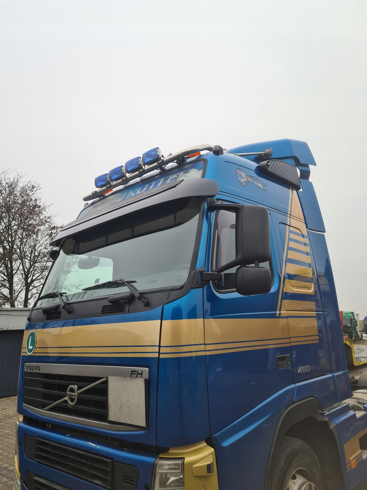 VOLVO KABINA KOMPLETNA VOLVO FH 13 LIFT GLOBETROTTER - الكبائن - شاحنة: صور 2 VOLVO KABINA KOMPLETNA VOLVO FH 13 LIFT GLOBETROTTER - الكبائن - شاحنة: صور 2