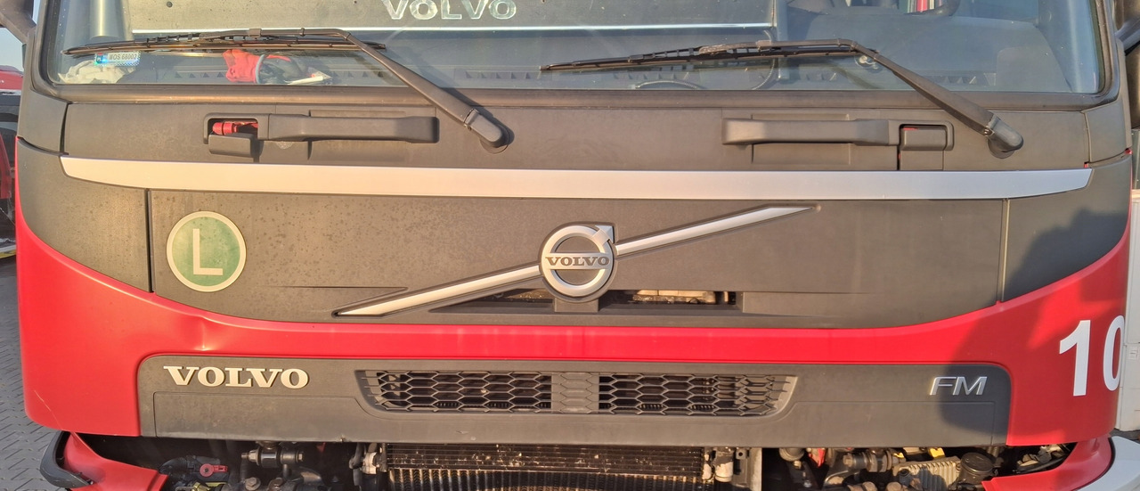 VOLVO MASKA KOMPLETNA GÓRNA ATRAPA KABINY VOLVO FM 4 FMX EURO 6 - هود - شاحنة: صور 1 VOLVO MASKA KOMPLETNA GÓRNA ATRAPA KABINY VOLVO FM 4 FMX EURO 6 - هود - شاحنة: صور 1