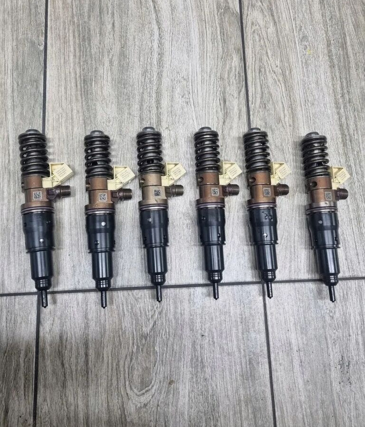 VOLVO POMPOWTRYSKIWACZE POMPOWTRYSKI KOMPLET VOLVO FH 4 16 D16K EURO 6 - حاقن - شاحنة: صور 1 VOLVO POMPOWTRYSKIWACZE POMPOWTRYSKI KOMPLET VOLVO FH 4 16 D16K EURO 6 - حاقن - شاحنة: صور 1