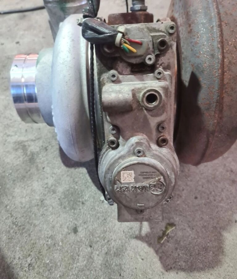 VOLVO TURBINA TURBOSPRĘŻARKA FH 16 D16K 750 EURO 6 3789660 HW-3789663 - الشاحن التوربيني - شاحنة: صور 3 VOLVO TURBINA TURBOSPRĘŻARKA FH 16 D16K 750 EURO 6 3789660 HW-3789663 - الشاحن التوربيني - شاحنة: صور 3