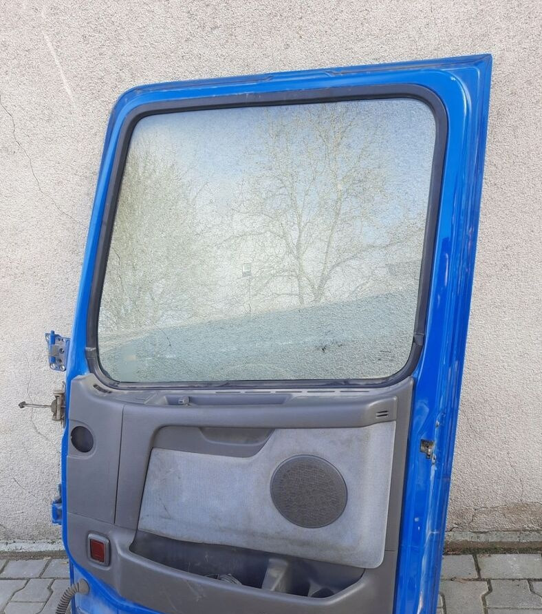 Volvo FH 12 13 - باب و قطع الغيار - شاحنة: صور 5 Volvo FH 12 13 - باب و قطع الغيار - شاحنة: صور 5