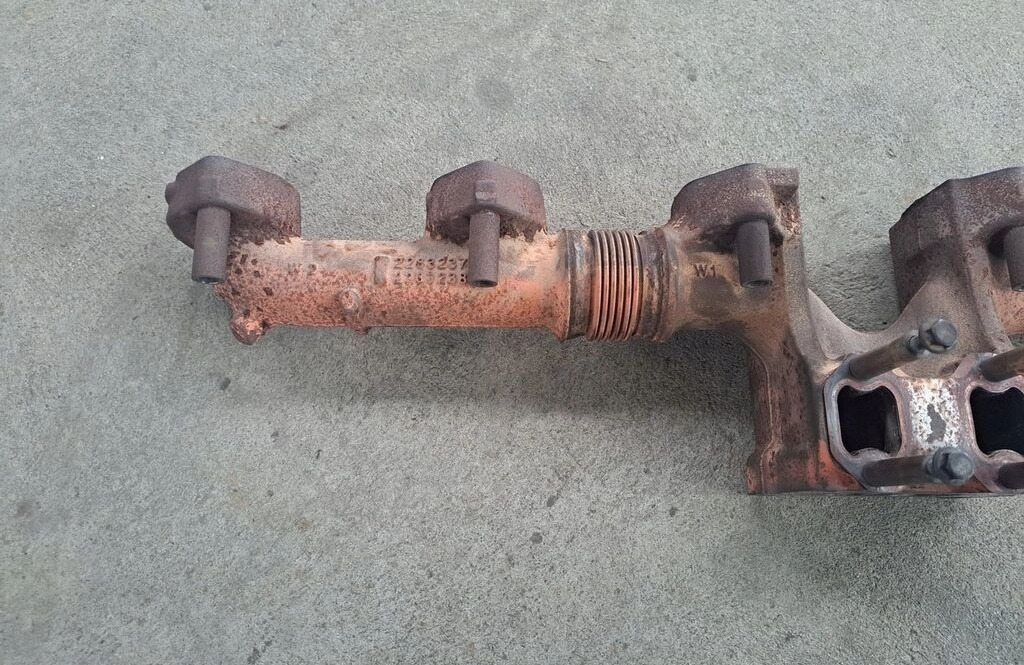 Volvo FH 4 FM 4 FH 5 FM 5 D13K I-SAVE Volvo - مشعب العادم - شاحنة: صور 3 Volvo FH 4 FM 4 FH 5 FM 5 D13K I-SAVE Volvo - مشعب العادم - شاحنة: صور 3