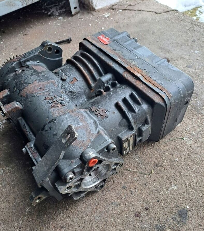 Volvo FL FE truck - ضاغط - شاحنة: صور 1 Volvo FL FE truck - ضاغط - شاحنة: صور 1