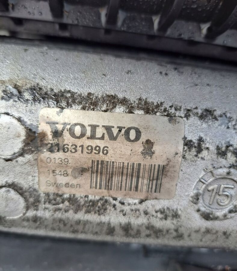 Volvo KOMPLET CHŁODNICA RENAULT GAMA T VOLVO FH 4 DTI 13 - المشعاع - شاحنة: صور 5 Volvo KOMPLET CHŁODNICA RENAULT GAMA T VOLVO FH 4 DTI 13 - المشعاع - شاحنة: صور 5