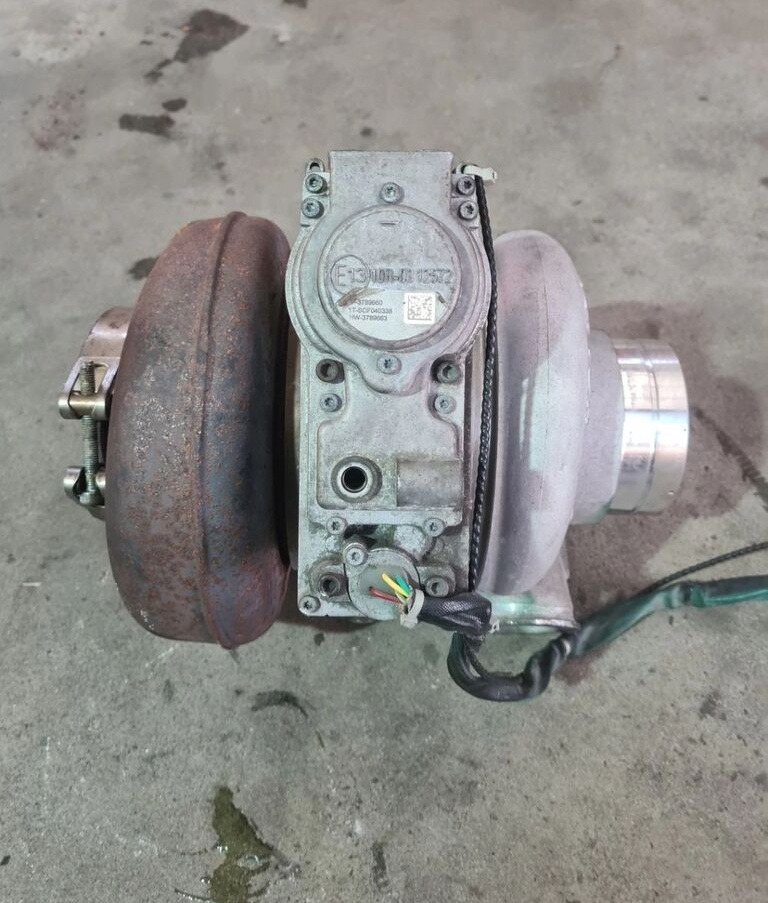 Volvo TURBINA TURBOSPRĘŻARKA FH 16 D16K 750 EURO 6 3789660 HW-3789663 Volvo VOLVO FH 16 D16K 750 EURO 6 3789660 HW-3789663 - الشاحن التوربيني - شاحنة: صور 1 Volvo TURBINA TURBOSPRĘŻARKA FH 16 D16K 750 EURO 6 3789660 HW-3789663 Volvo VOLVO FH 16 D16K 750 EURO 6 3789660 HW-3789663 - الشاحن التوربيني - شاحنة: صور 1