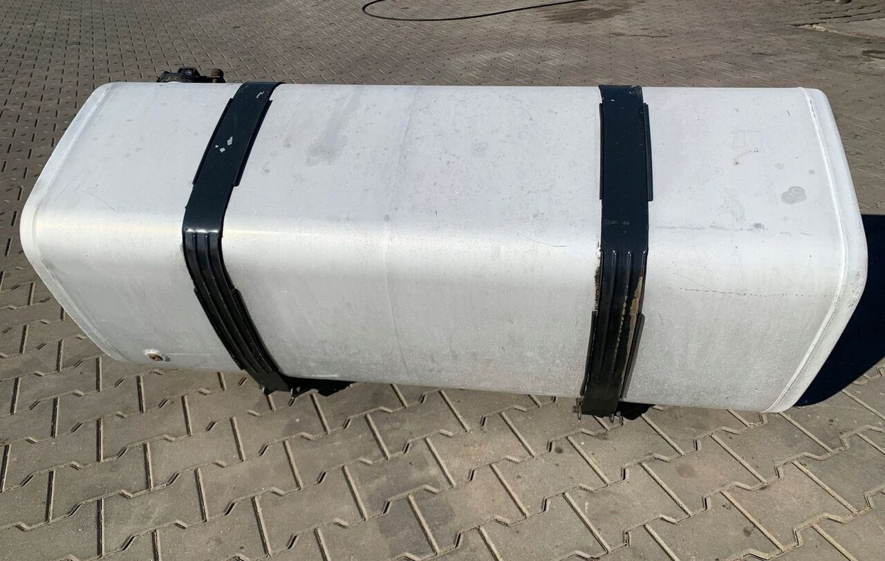 Volvo ZBIORNIK PALIWA RENAULT GAMA T LOW DECK 150x69x56 22038784 - خزان وقود - شاحنة: صور 5 Volvo ZBIORNIK PALIWA RENAULT GAMA T LOW DECK 150x69x56 22038784 - خزان وقود - شاحنة: صور 5