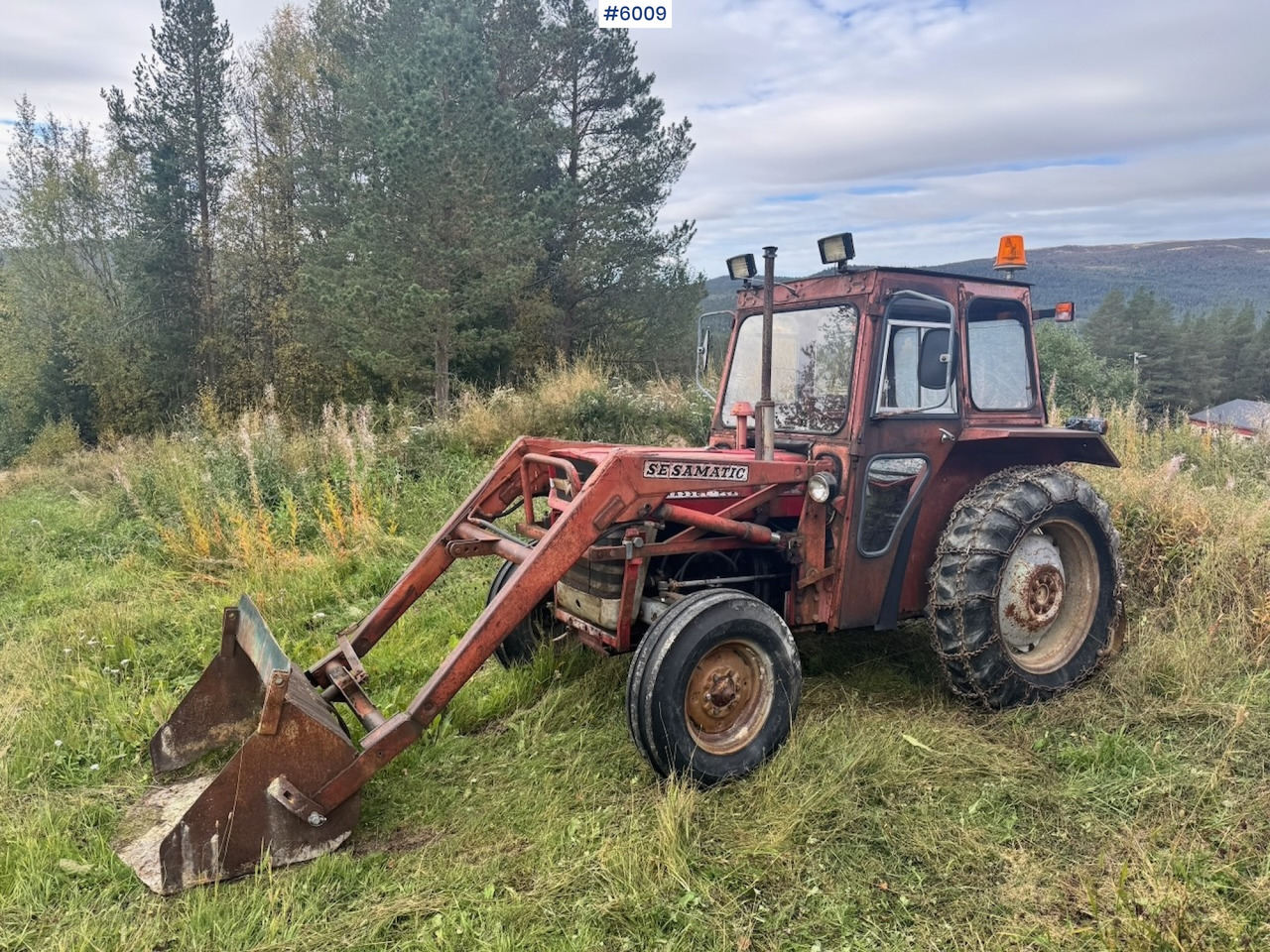 1971 Massey-Ferguson 135 incl. front loader, bucket, rear scraper, and log splitter/firewood machine - جرار: صور 3 1971 Massey-Ferguson 135 incl. front loader, bucket, rear scraper, and log splitter/firewood machine - جرار: صور 3