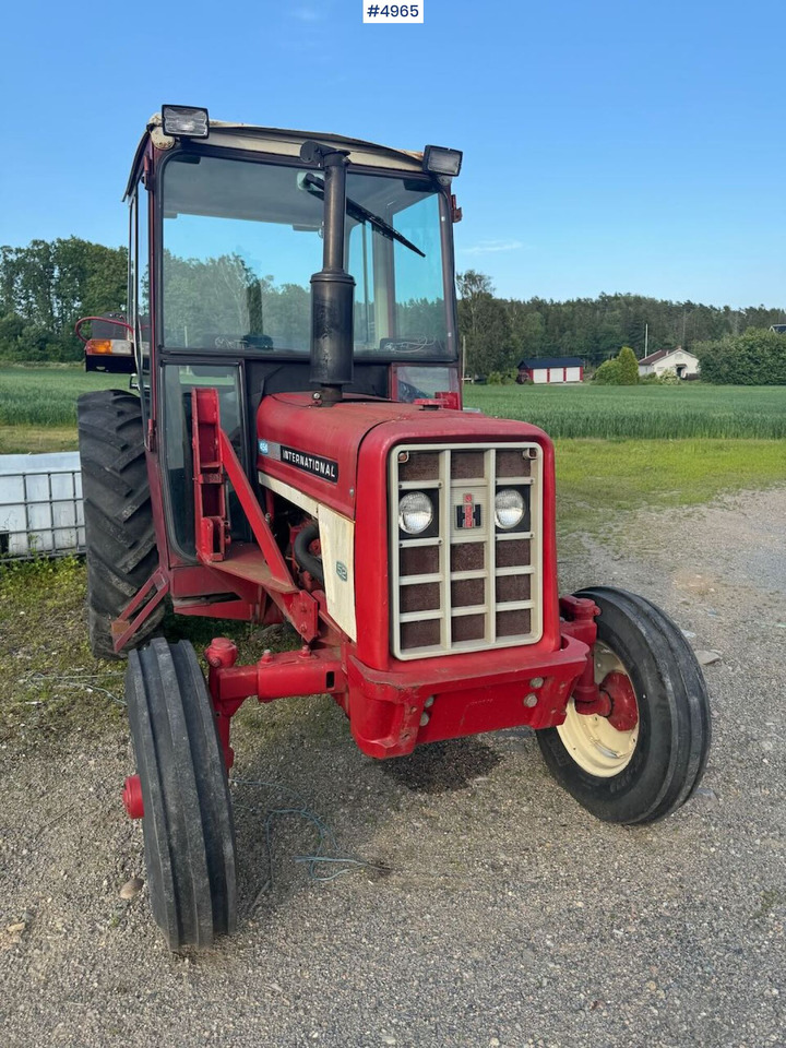 1977 International 454 4x2. Rep object. - جرار: صور 2 1977 International 454 4x2. Rep object. - جرار: صور 2