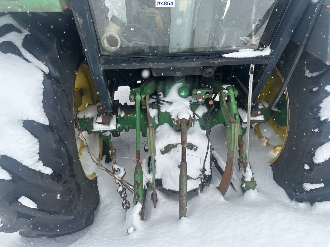 جرار 1982 John Deere 1140 tractor: صور 9 جرار 1982 John Deere 1140 tractor: صور 9