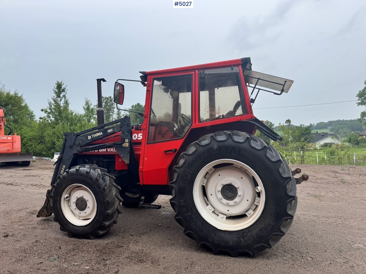 1985 Volvo Valmet 805 Turbo 4x4 w/ Front loader - جرار: صور 3 1985 Volvo Valmet 805 Turbo 4x4 w/ Front loader - جرار: صور 3