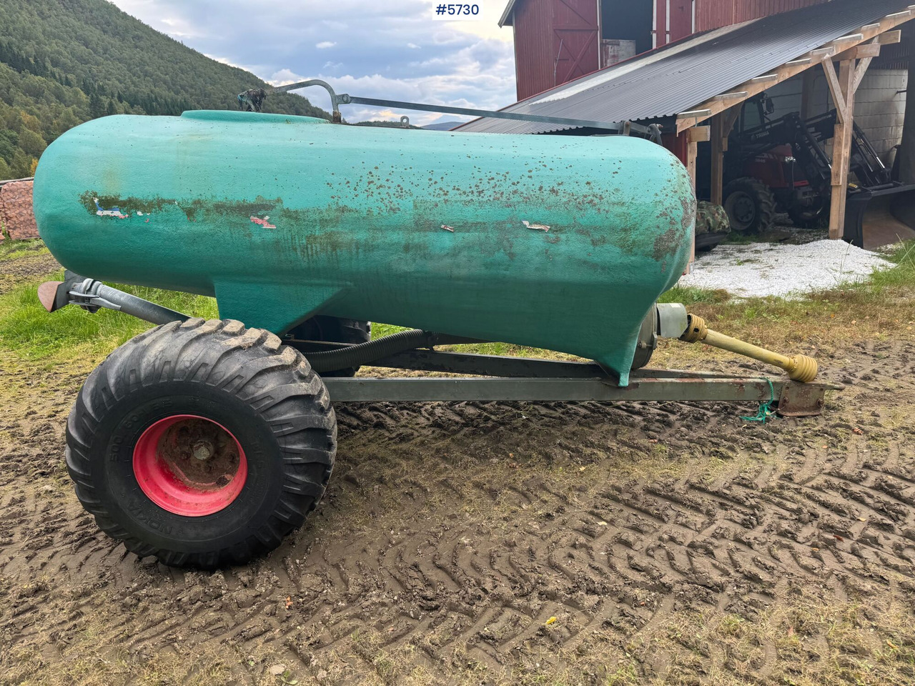 1993 Moi Manure Wagon 3.5 Ton - صهريج السماد السائل: صور 5 1993 Moi Manure Wagon 3.5 Ton - صهريج السماد السائل: صور 5
