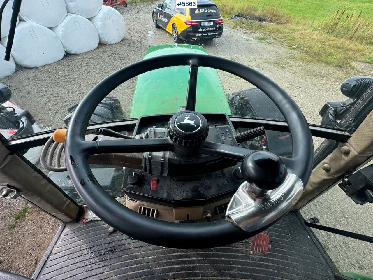 جرار 1996 John Deere 6400 4x4 w/ front loader.: صور 13 جرار 1996 John Deere 6400 4x4 w/ front loader.: صور 13