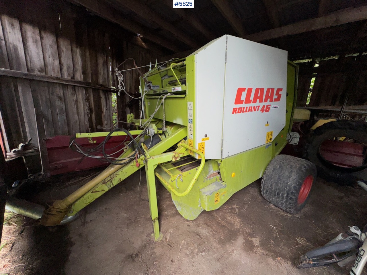 1999 Claas Rollant 46 - معدات القش: صور 2 1999 Claas Rollant 46 - معدات القش: صور 2