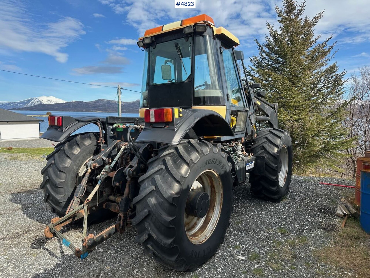 2000 JCB Fastrac 4x4 tractor w/ loader, 2 new tires, gravel bucket or snow bucket. WATCH VIDEO. - جرار: صور 5 2000 JCB Fastrac 4x4 tractor w/ loader, 2 new tires, gravel bucket or snow bucket. WATCH VIDEO. - جرار: صور 5