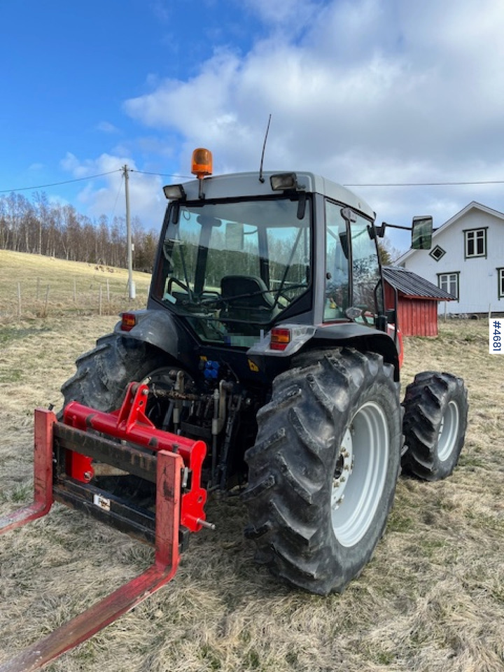 2000 Massey Ferguson 2230 - جرار: صور 5 2000 Massey Ferguson 2230 - جرار: صور 5
