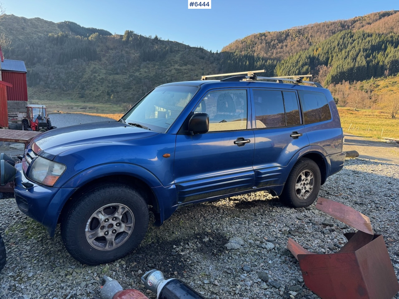 2000 Mitsubishi Pajero GLX with 7 seats - سيارة: صور 1 2000 Mitsubishi Pajero GLX with 7 seats - سيارة: صور 1