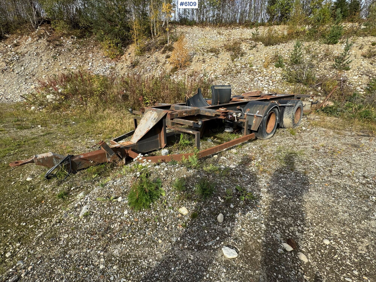 2002 Istrail container trailer. Repair object. - عربة مسطحة منخفضة مقطورة: صور 2 2002 Istrail container trailer. Repair object. - عربة مسطحة منخفضة مقطورة: صور 2