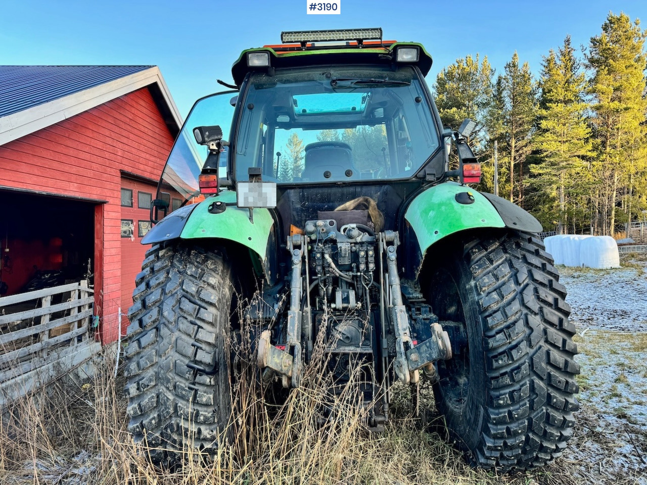 2004 Deutz-Fahr Agrotron 1130 4x4 Snow-Ready Tractor with Front Loader, Bucket, and 2 Sets of Tires - جرار: صور 4 2004 Deutz-Fahr Agrotron 1130 4x4 Snow-Ready Tractor with Front Loader, Bucket, and 2 Sets of Tires - جرار: صور 4