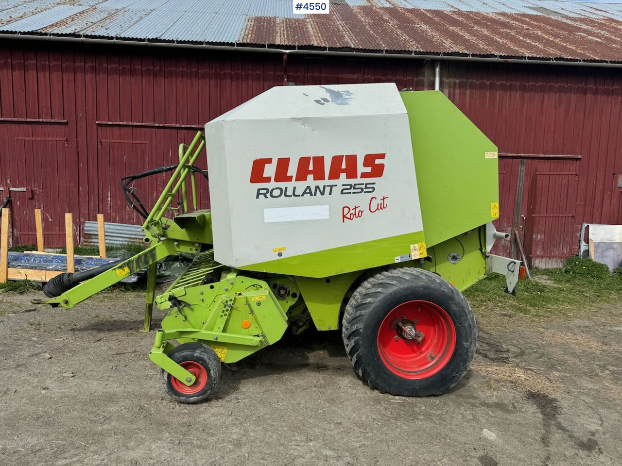 2007 Claas Rollant 225 Roto Cut - معدات القش: صور 2 2007 Claas Rollant 225 Roto Cut - معدات القش: صور 2