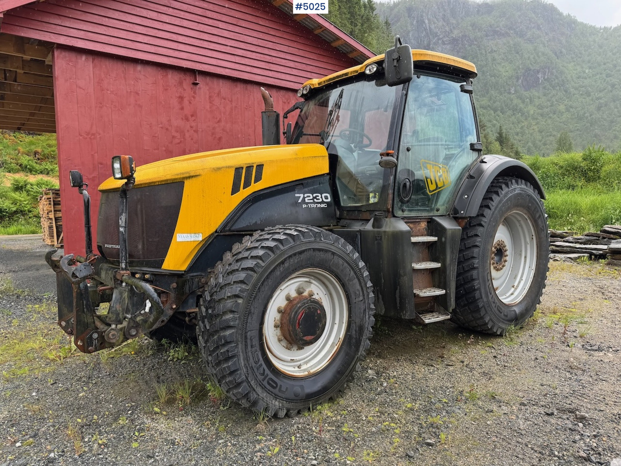 2008 JCB Fastrac 7230 P-Tronic w/Front hydraulics and PTO. - جرار: صور 4 2008 JCB Fastrac 7230 P-Tronic w/Front hydraulics and PTO. - جرار: صور 4