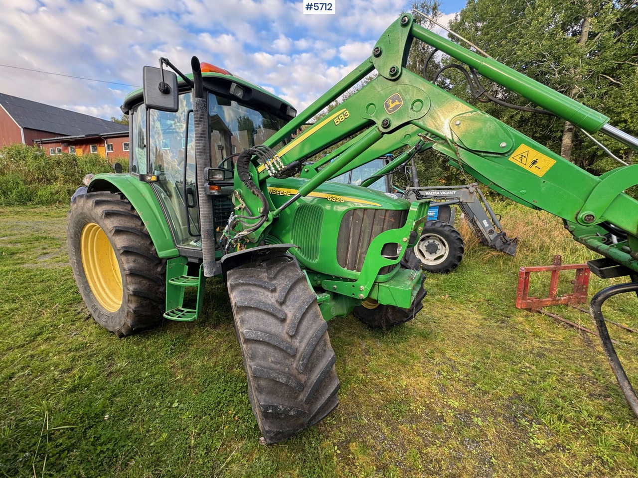 2008 John Deere 6320 SE with front loader and 2 buckets! - جرار: صور 2 2008 John Deere 6320 SE with front loader and 2 buckets! - جرار: صور 2