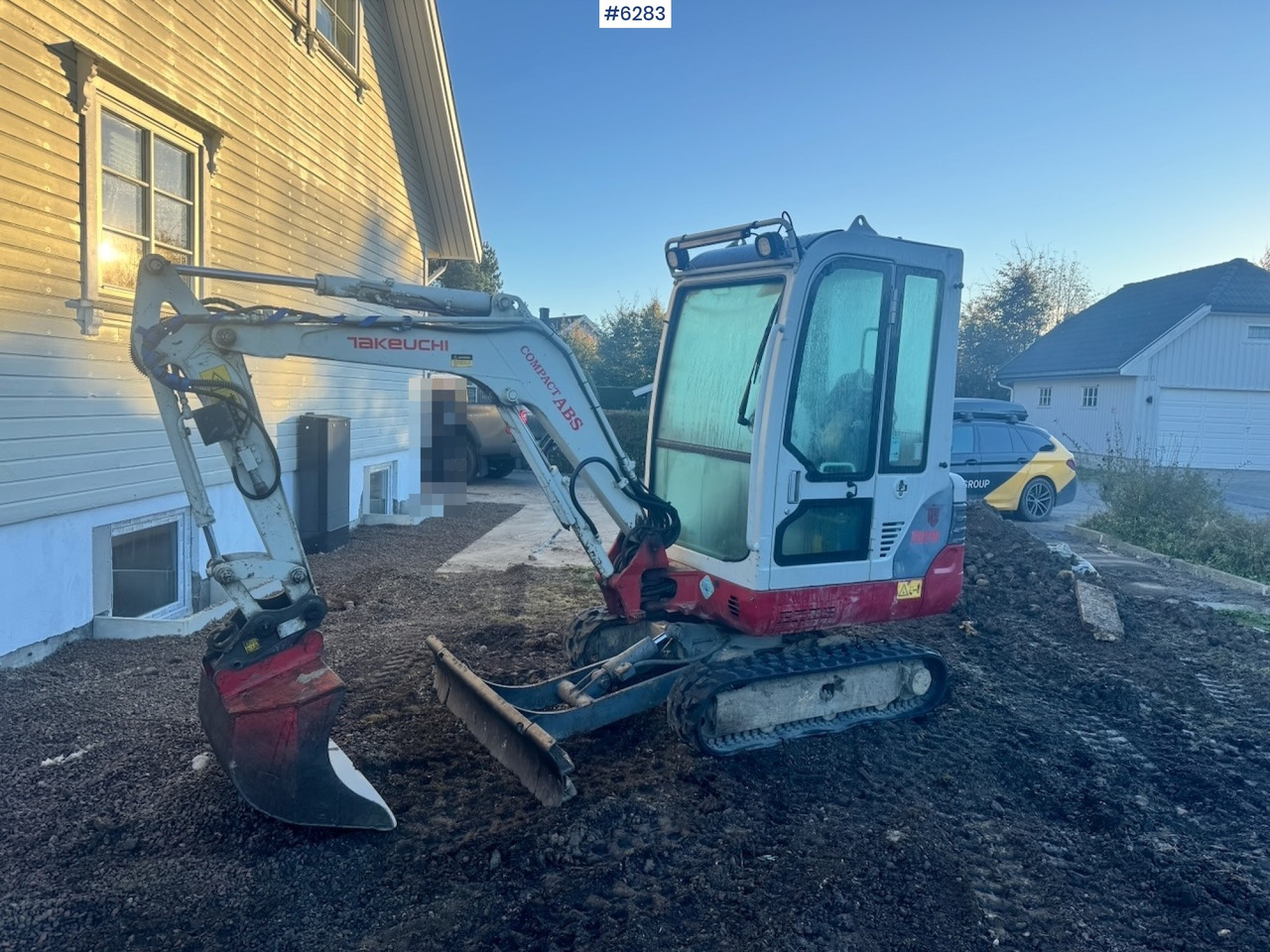 2010 Takeuchi TB219 Mini Excavator with Rototilt and 2 buckets. - حفارة: صور 2 2010 Takeuchi TB219 Mini Excavator with Rototilt and 2 buckets. - حفارة: صور 2