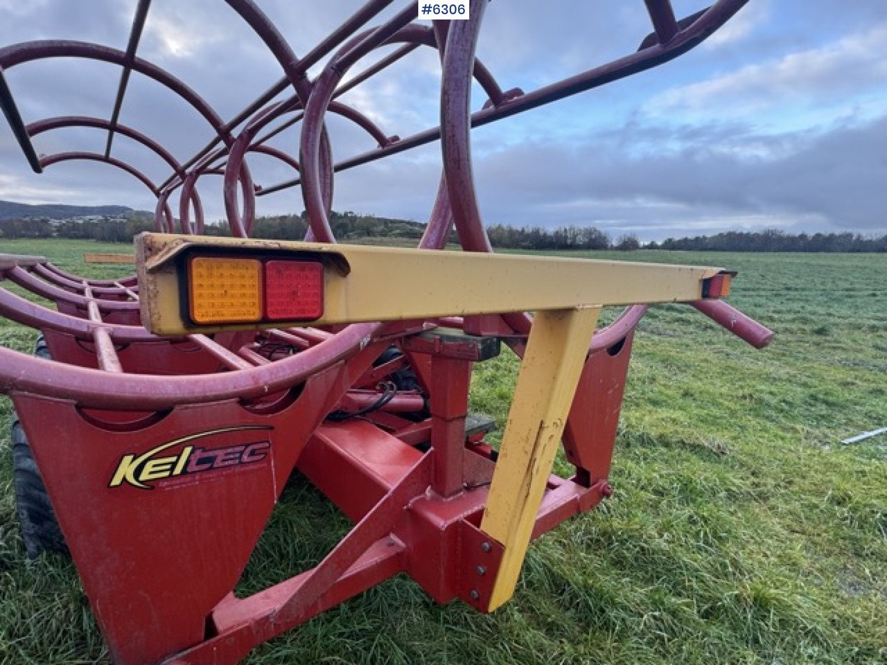 معدات القش 2011 Keltec round bale trailer: صور 13 معدات القش 2011 Keltec round bale trailer: صور 13