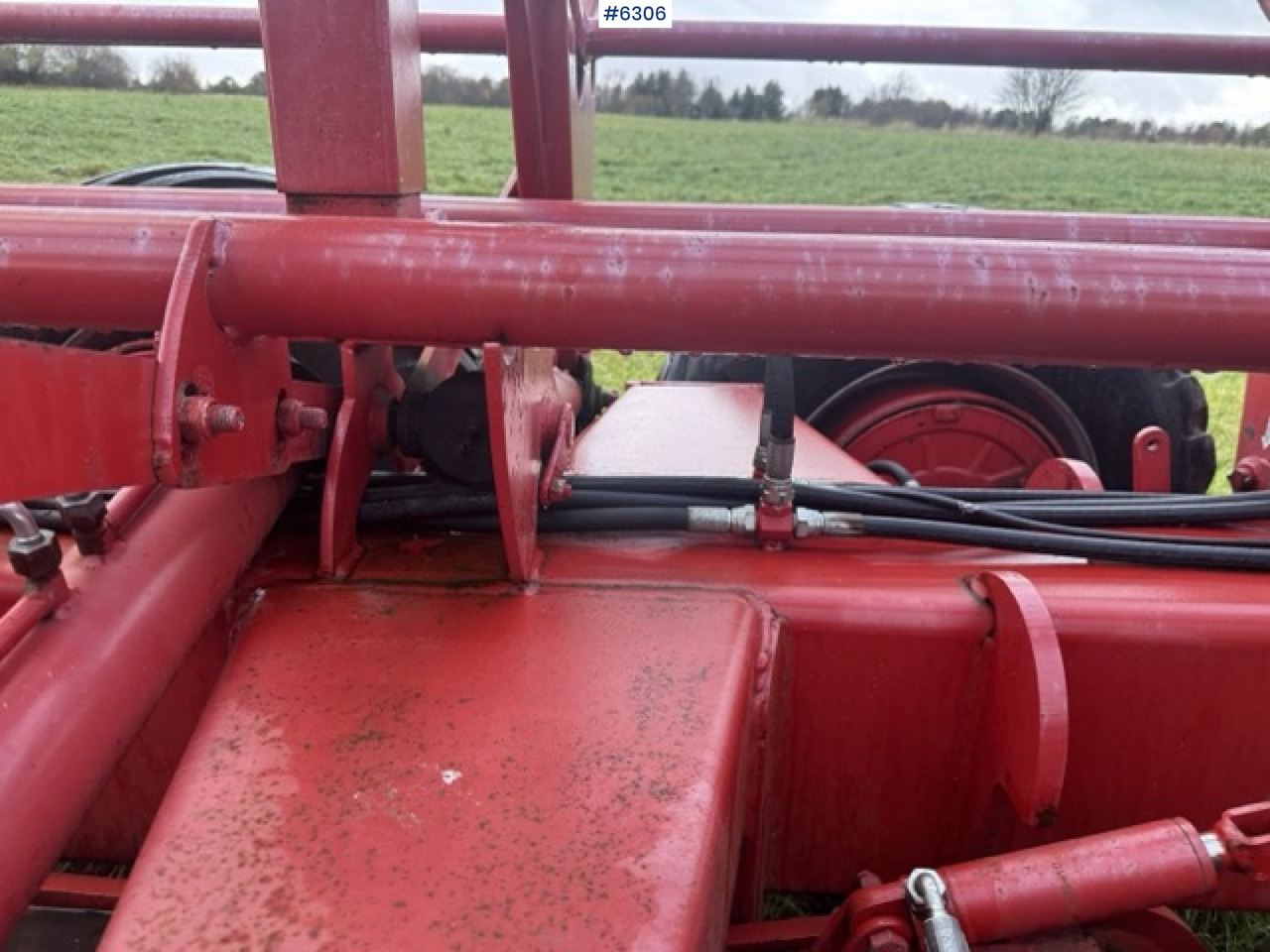 معدات القش 2011 Keltec round bale trailer: صور 17 معدات القش 2011 Keltec round bale trailer: صور 17