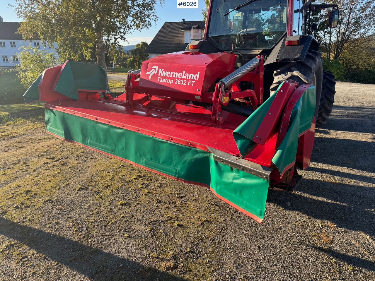 2011 Kverneland Taarup 3632 FT front-mounted mower - معدات القش: صور 4 2011 Kverneland Taarup 3632 FT front-mounted mower - معدات القش: صور 4