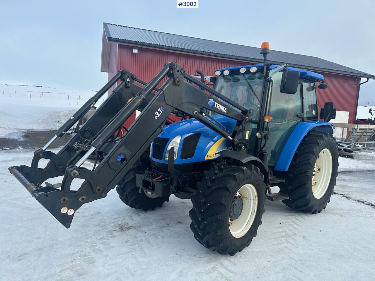 2011 New Holland T5070 4x4 m/ frontlaster - جرار: صور 1 2011 New Holland T5070 4x4 m/ frontlaster - جرار: صور 1