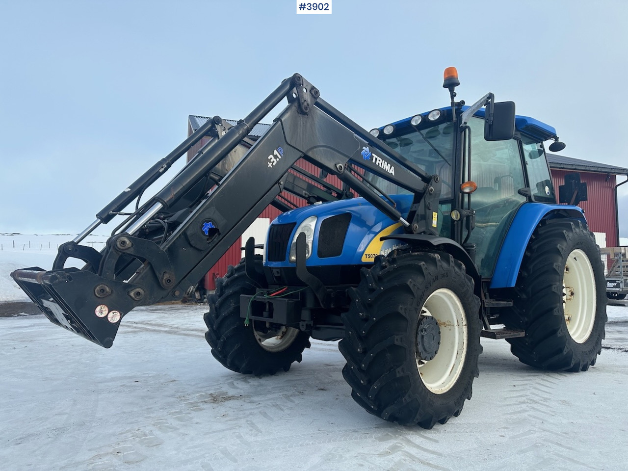 2011 New Holland T5070 4x4 m/ frontlaster - جرار: صور 3 2011 New Holland T5070 4x4 m/ frontlaster - جرار: صور 3