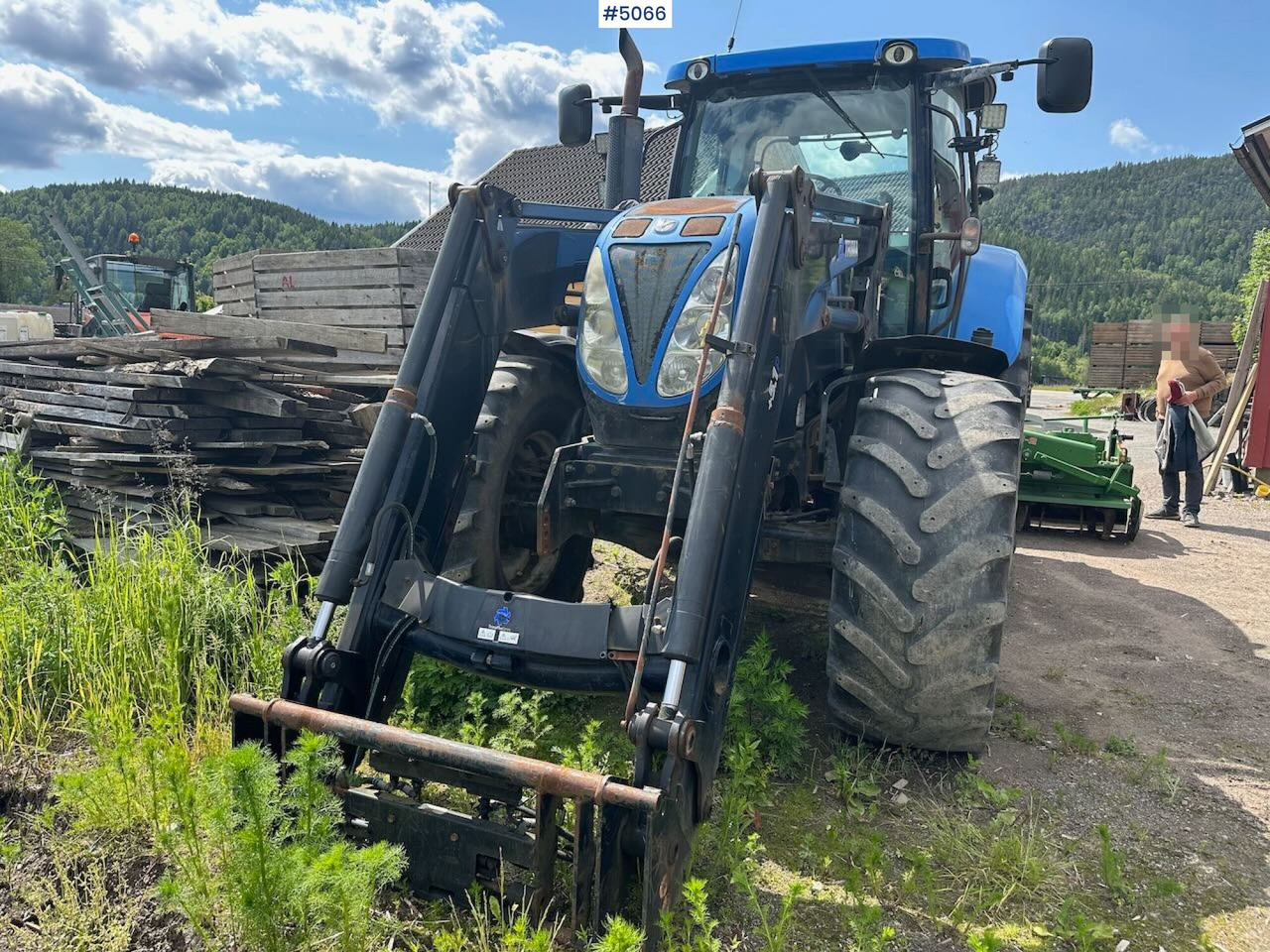 2011 New Holland T6080 w/ trima +5.1p - جرار: صور 2 2011 New Holland T6080 w/ trima +5.1p - جرار: صور 2