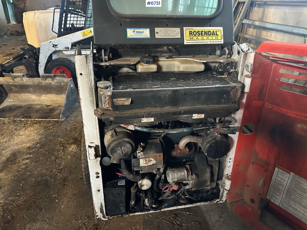 2012 Bobcat S70 Mini loader w/ pallet forks and demolition bucket. - لودر مفصلي صغير: صور 4 2012 Bobcat S70 Mini loader w/ pallet forks and demolition bucket. - لودر مفصلي صغير: صور 4