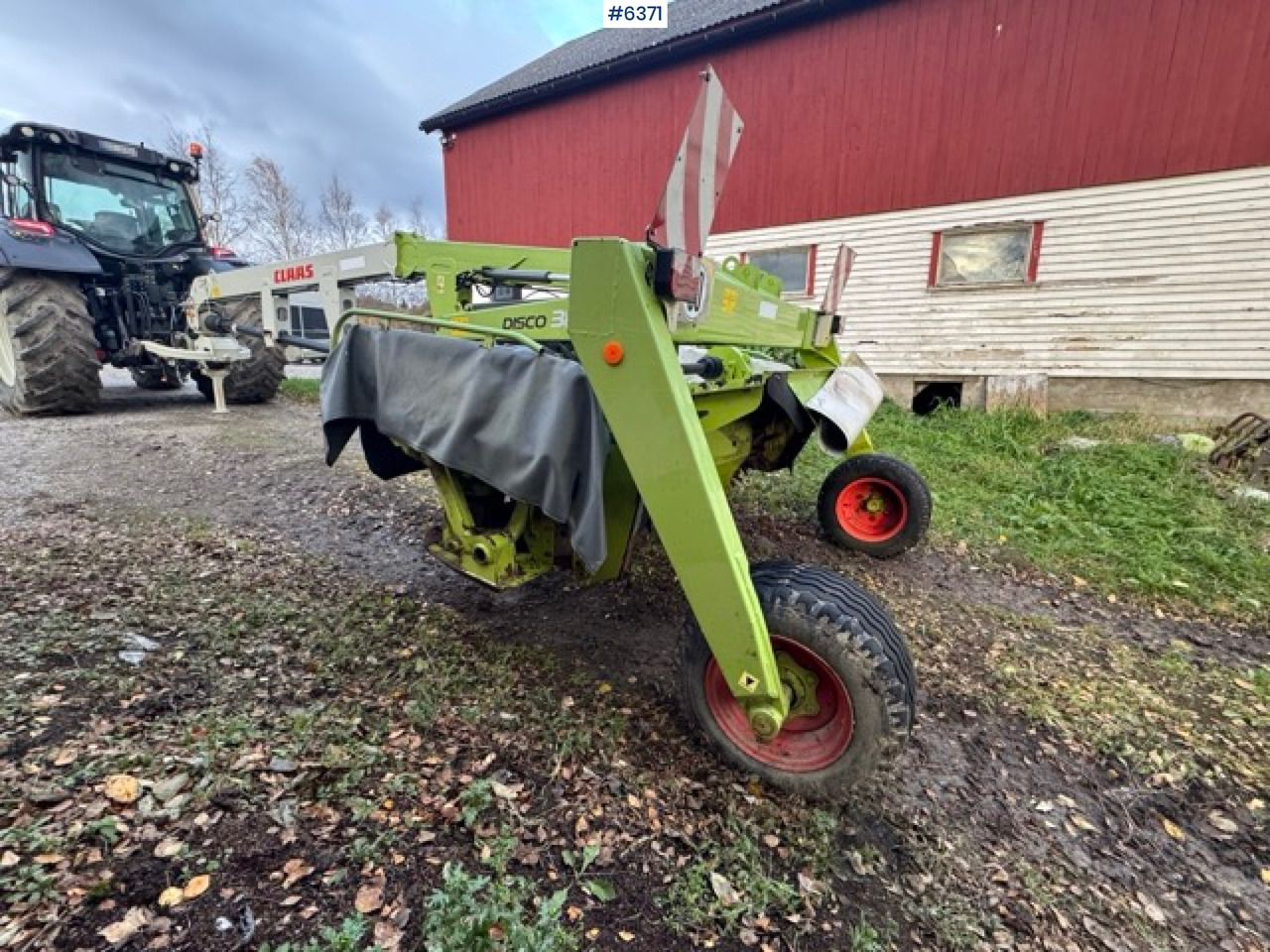2012 CLAAS Disco 3100 TC trailed mower - معدات القش: صور 5 2012 CLAAS Disco 3100 TC trailed mower - معدات القش: صور 5