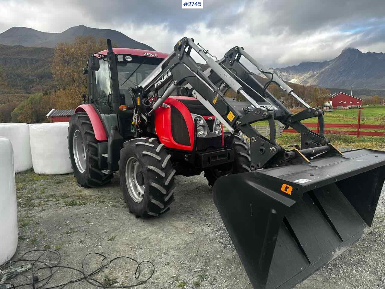 2012 ZETOR PROXIMA POWER 90 w/ Trac-lift Front loader and Bucket - جرار: صور 1 2012 ZETOR PROXIMA POWER 90 w/ Trac-lift Front loader and Bucket - جرار: صور 1