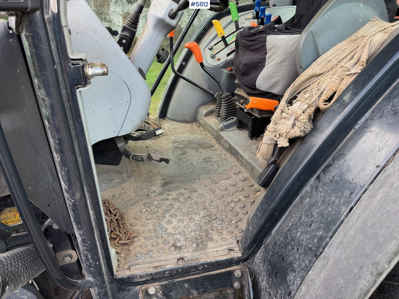 جرار 2013 Deutz Fahr Agroplus 410 DT w/ front loader.: صور 17