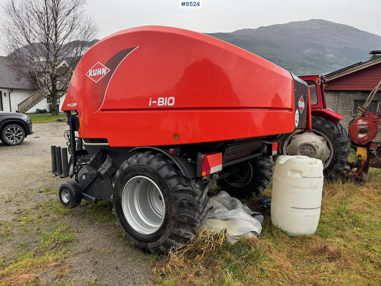 2014 Kuhn i-Bio Intelliwrap. - معدات القش: صور 5 2014 Kuhn i-Bio Intelliwrap. - معدات القش: صور 5