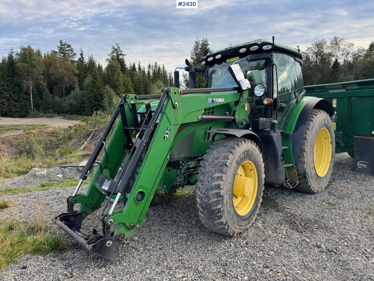 2016 John Deere 6155R w/ Trima front loader - جرار: صور 1 2016 John Deere 6155R w/ Trima front loader - جرار: صور 1