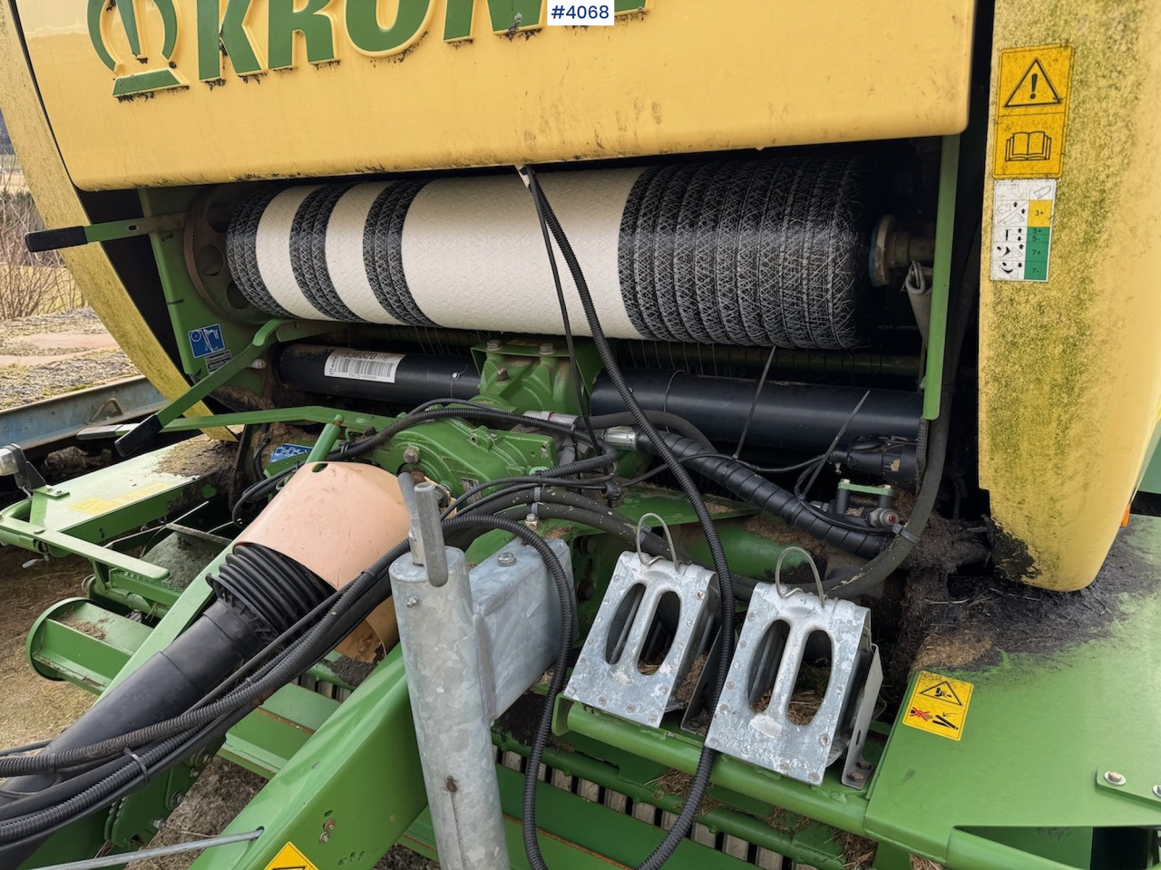 2016 Krone Comprima CF 155 XC Kombipresse - معدات القش: صور 5 2016 Krone Comprima CF 155 XC Kombipresse - معدات القش: صور 5